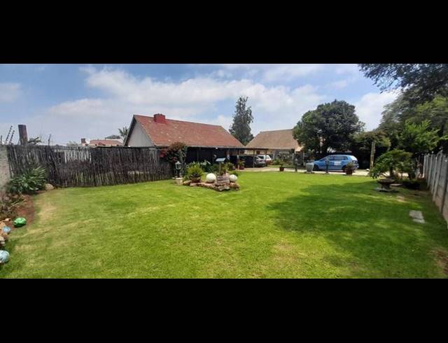 3 BEDROOM HOUSE FOR SALE IN RHODESFIELD